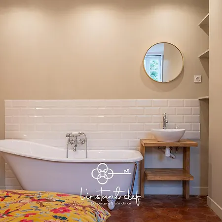 Manoir D'exception - 20 Personnes - Piscine, Baby-foot & Tapis De Course *